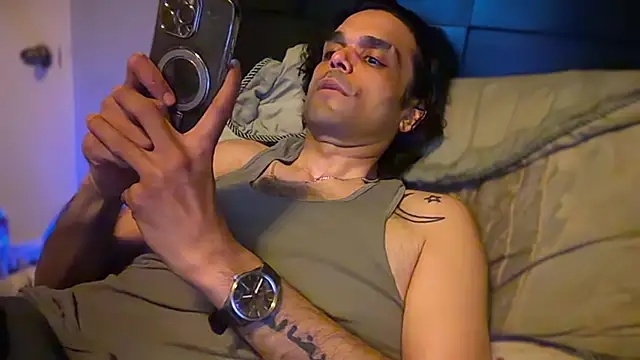 icebergslim281 লাইভ XXX চ্যাট