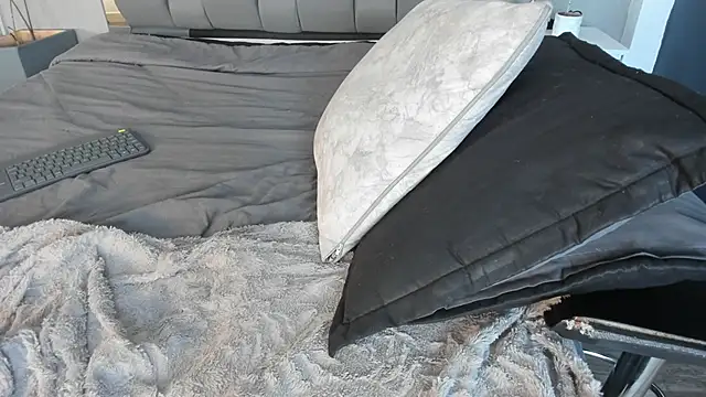 XXX chat uživo modela Charlie___Musk