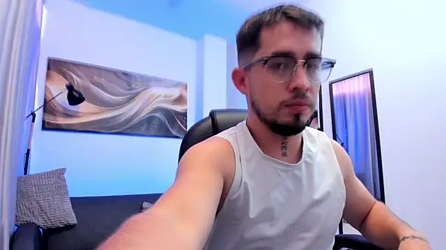 Chat +18 de Tommas_Jhonson ao vivo