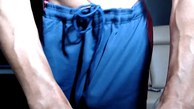 Chat +18 de ThickD2C ao vivo