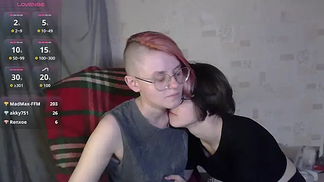 __Freya___: απευθείας συνομιλία ΧΧΧ