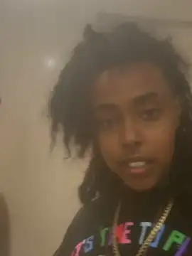 sevynsexysinss: διαδικτυακό σόου στην κάμερα