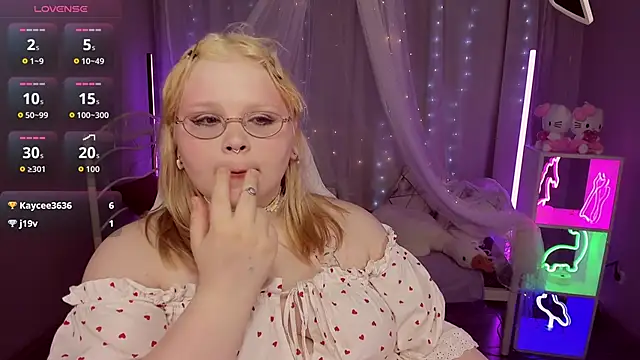 LottieReedn Live XXX chat