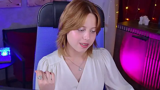 VivienneHebert Live XXX-chat