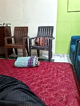 Hornyreshma's Live XXX Chat
