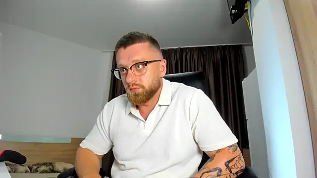 Онлайн чат XXX Findom_guy