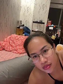 Ponthip – Naživo XXX chat