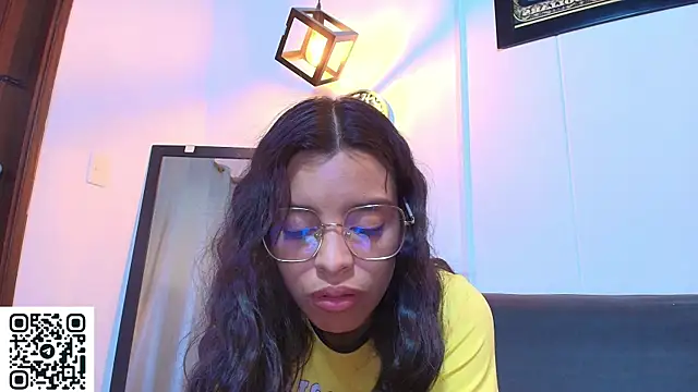 max_ashley_mds Adlı Modelin Canlı XXX Sohbeti