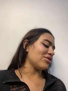 Alina-KITTY live XXX chat