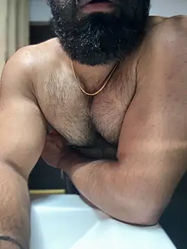 צ'אט XXX בשידור חי של mrtoy121