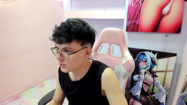 צ'אט XXX בשידור חי של AngeloBocellii