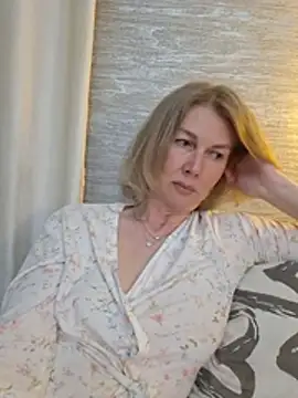Živý XXX chat stellahere8