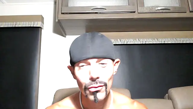 ThickD2C Chat XXX in diretta
