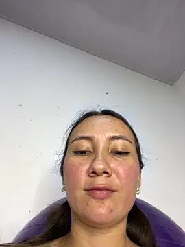 Abby_Colyns23 Adlı Modelin Canlı XXX Sohbeti