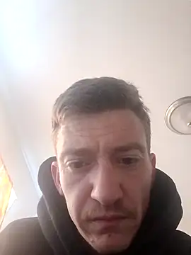 DailyDillyDickens 网络视讯表演