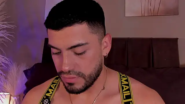 Czat XXX na żywo – Alexander_Diazz