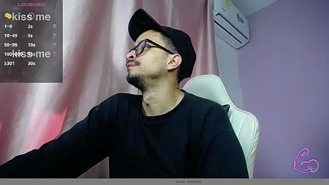 Amir_guy_n Live XXX chat