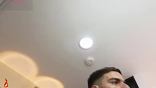Josh_miller01 Adlı Modelin Canlı XXX Sohbeti