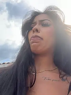 Chat XXX ao vivo de MystiqueXXX