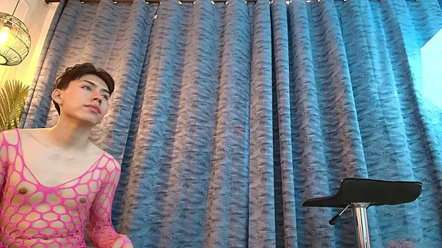 Онлайн чат XXX Eman_Wave