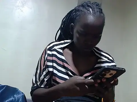 ebony_emmah 라이브 XXX 채팅