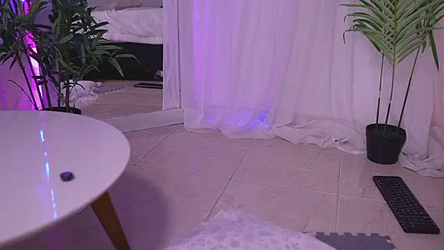 دردشة Lia_Sweett_ الجنسية المباشرة
