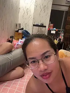 Ponthip Live XXX-chat