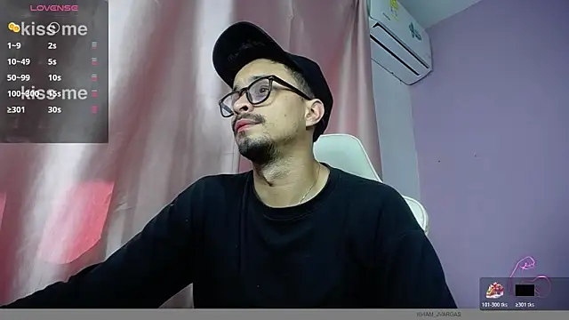 XXX chat uživo modela Amir_guy_