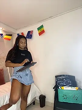 amara_queen_ élő XXX-chatje