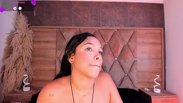 Chatroom XXX en direct de ThaliaHall_1