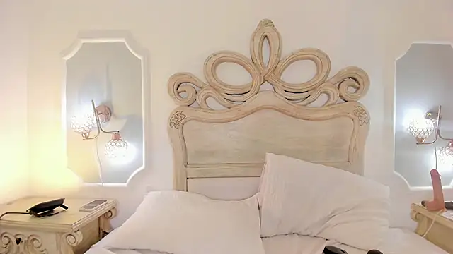 Julietta___ XXX чат на живо