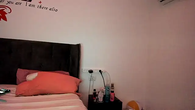YasminQueen001's Live XXX Chat