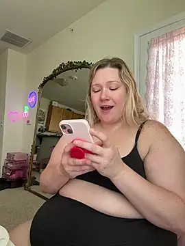 צ'אט XXX בשידור חי של PiggyRose