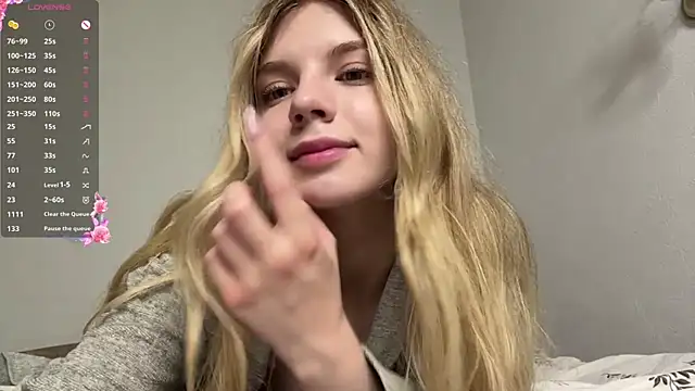 FruityXo's Webcam Show