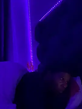 RainBougie's Live XXX Chat