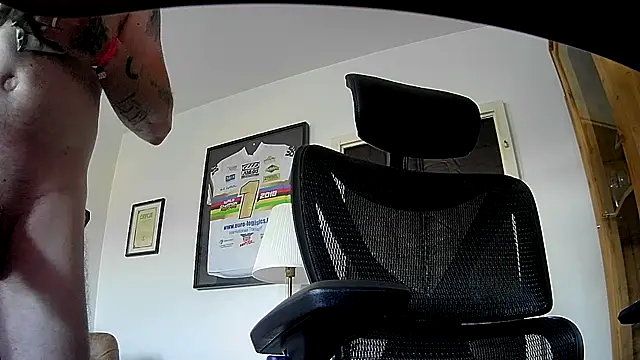 schwanz1111111 Live XXX-chat