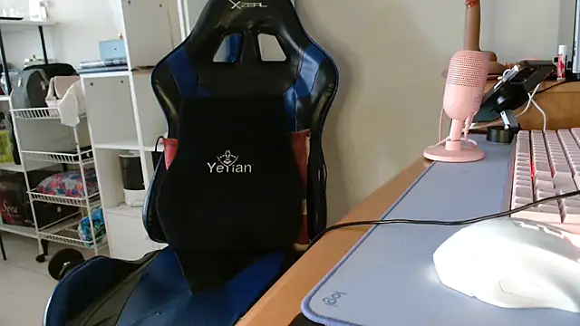 SmokyDee – Naživo XXX chat
