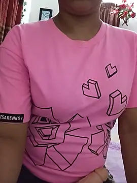 Chat +18 de Tanha18 ao vivo