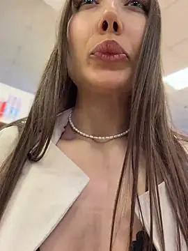 ICrazyOneIRL's Webcam Show