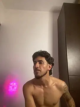 Kriss_Edwards XXX чат на живо