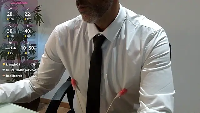 66MA69: απευθείας συνομιλία ΧΧΧ