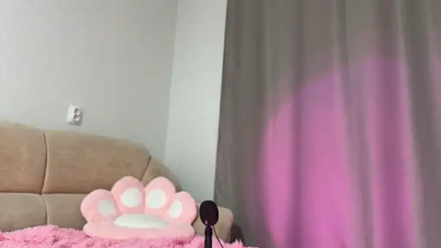 virusDolln Live XXX chat