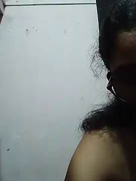 Chat +18 de ShilpaSharma ao vivo