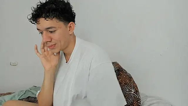 XXX chat uživo modela seder_4