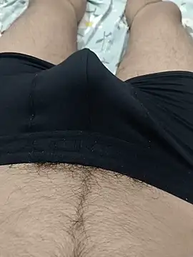 Rocky-badboy_cum4me 在線直播表演