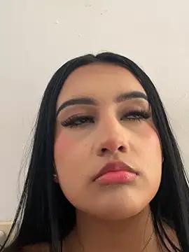 Živý XXX chat SCARLETVELVET_
