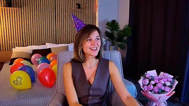 EmeraldGlow's Live XXX Chat