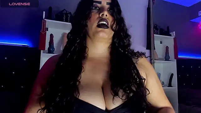 XXX chat uživo modela MariaGaitan