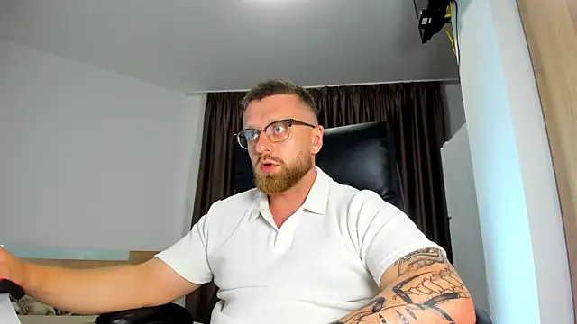 Živý XXX chat Findom_guy