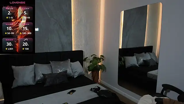 SalvatoreDmore Adlı Modelin Canlı XXX Sohbeti